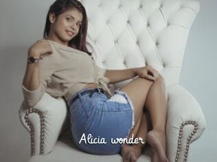 Alicia_wonder