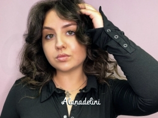Alanadelini