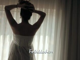 ForbiddenKiss_
