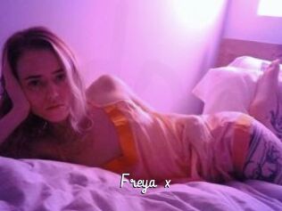 Freya_x