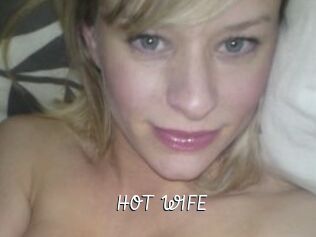 HOT_WIFE