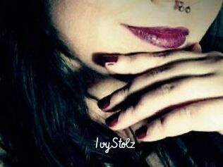 Ivy_Stolz