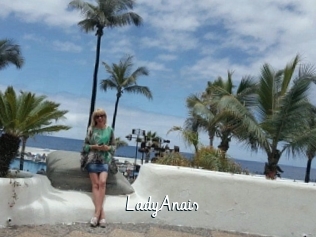 LadyAnais