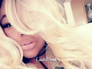 Leah_Brooks