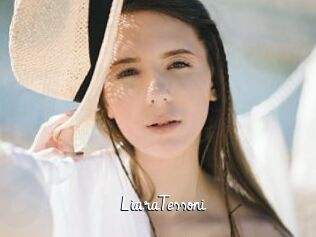 LiaraTessoni