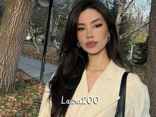 Laura200