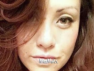 Mia_Mohr