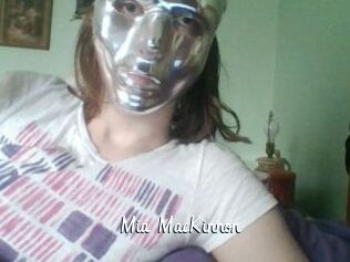 Mia_MacKinnon