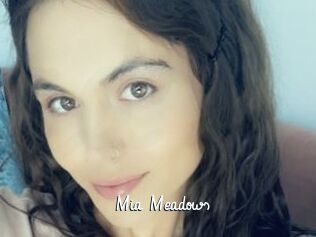 Mia_Meadows