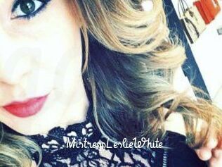 MistressLeslieWhite