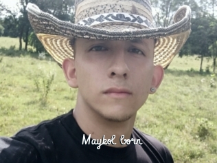 Maykol_born