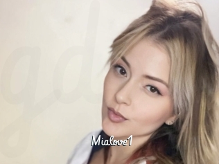 Mialove1