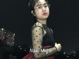 Nikki_Mayze