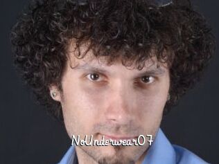 NoUnderwear07