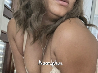 Naomiplum