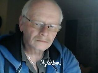 Nylontomi