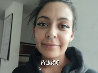 Petitte30