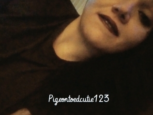 Pigeontoedcutie123