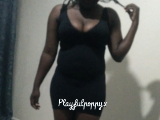 Playfulpoppyx