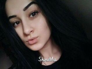 ShineMia