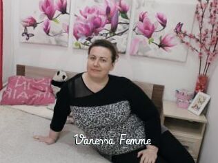 Vanessa_Femme