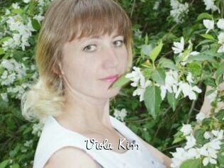 Viola_Kiss_