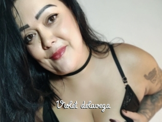 Violet_delavega